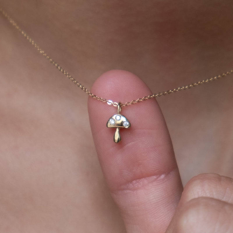 14k Gold diamond mushroom pendant necklace